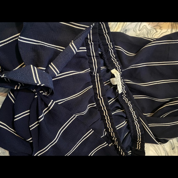 Flowy beach tie front pants - Picture 2 of 3